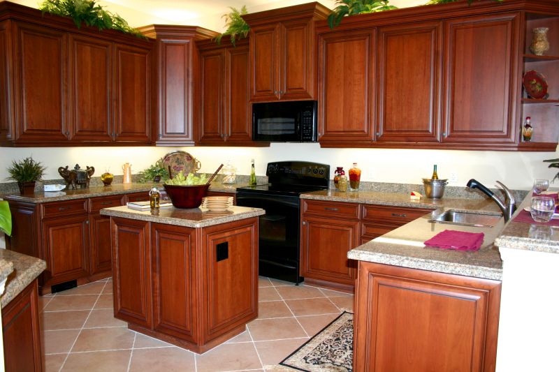 Oak Cabinet Remodeling in Dayton, OH